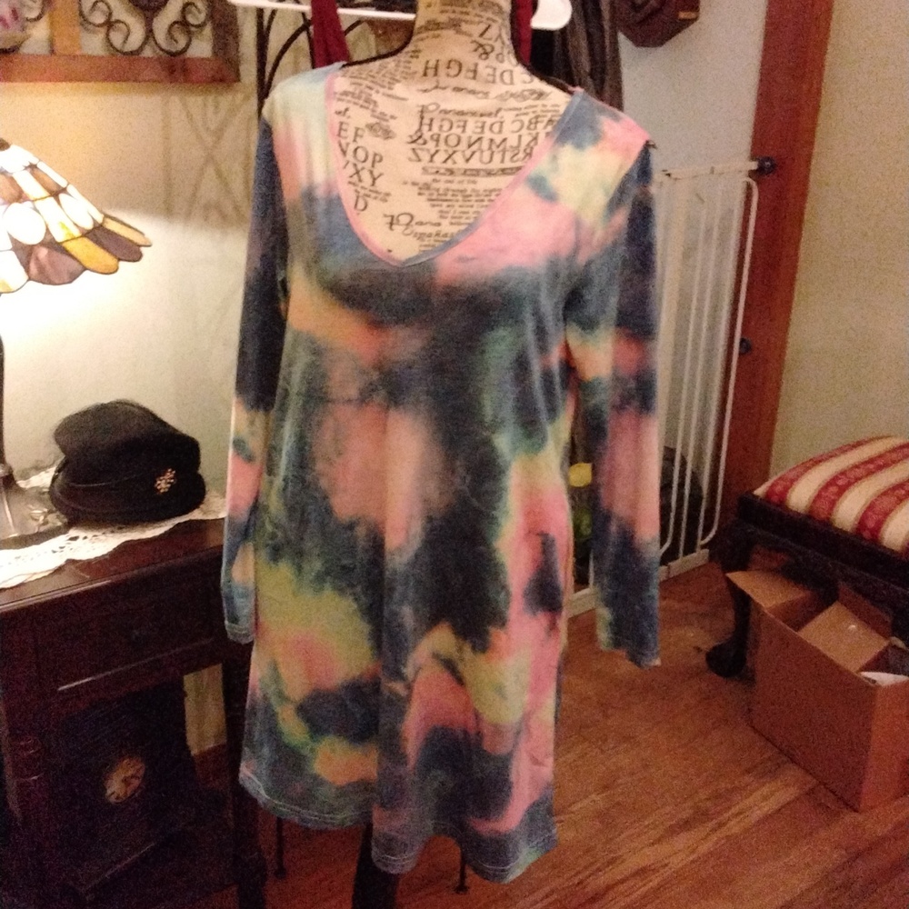 Women's pink and blue long sleeve tie-dyed dress NWT sizeS